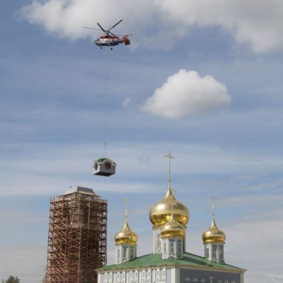 Установка шпиля в Тульском Кремле