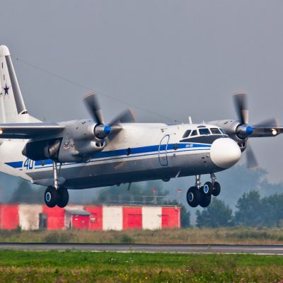 Самолет Ан-26