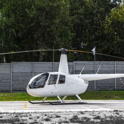 Вертолет R-44